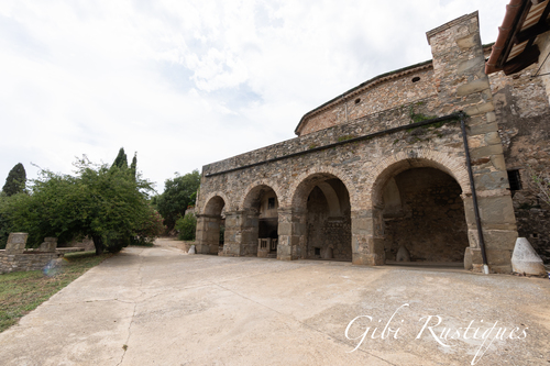 Gran Masia para rehabilitar con espectaculares vistas de l'Empordà en Vilopriu - Gibirústiques