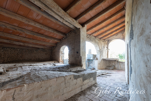 Gran Masia para rehabilitar con espectaculares vistas de l'Empordà en Vilopriu - Gibirústiques